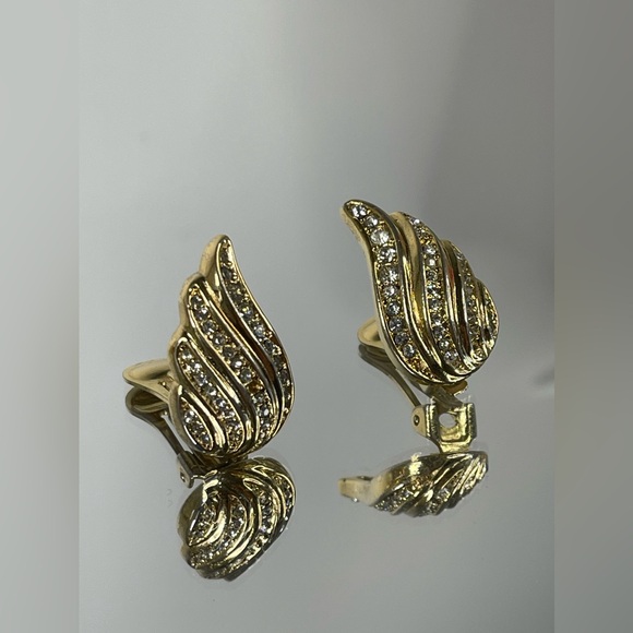 Christian Dior Rhinestone Gold Tone Clip On Earrings With Dust Bag - Picture 6 of 11